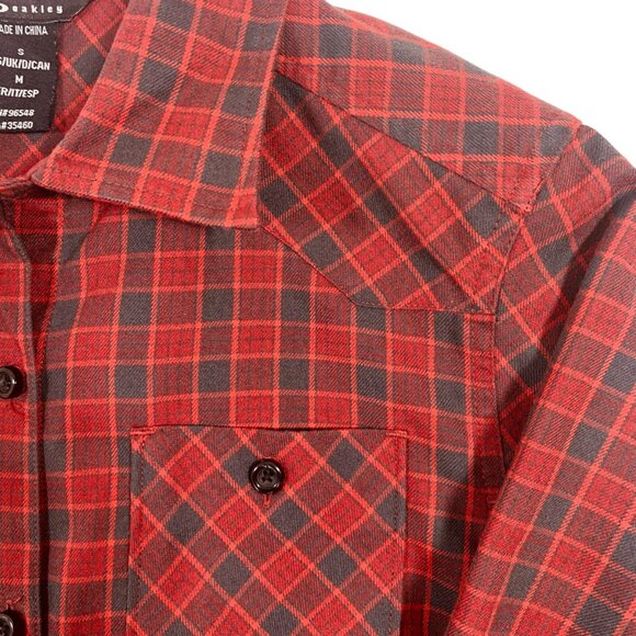 Plaid Flannel Button Shirt Mens  size medium  Red green check Oakley - Picture 7 of 16